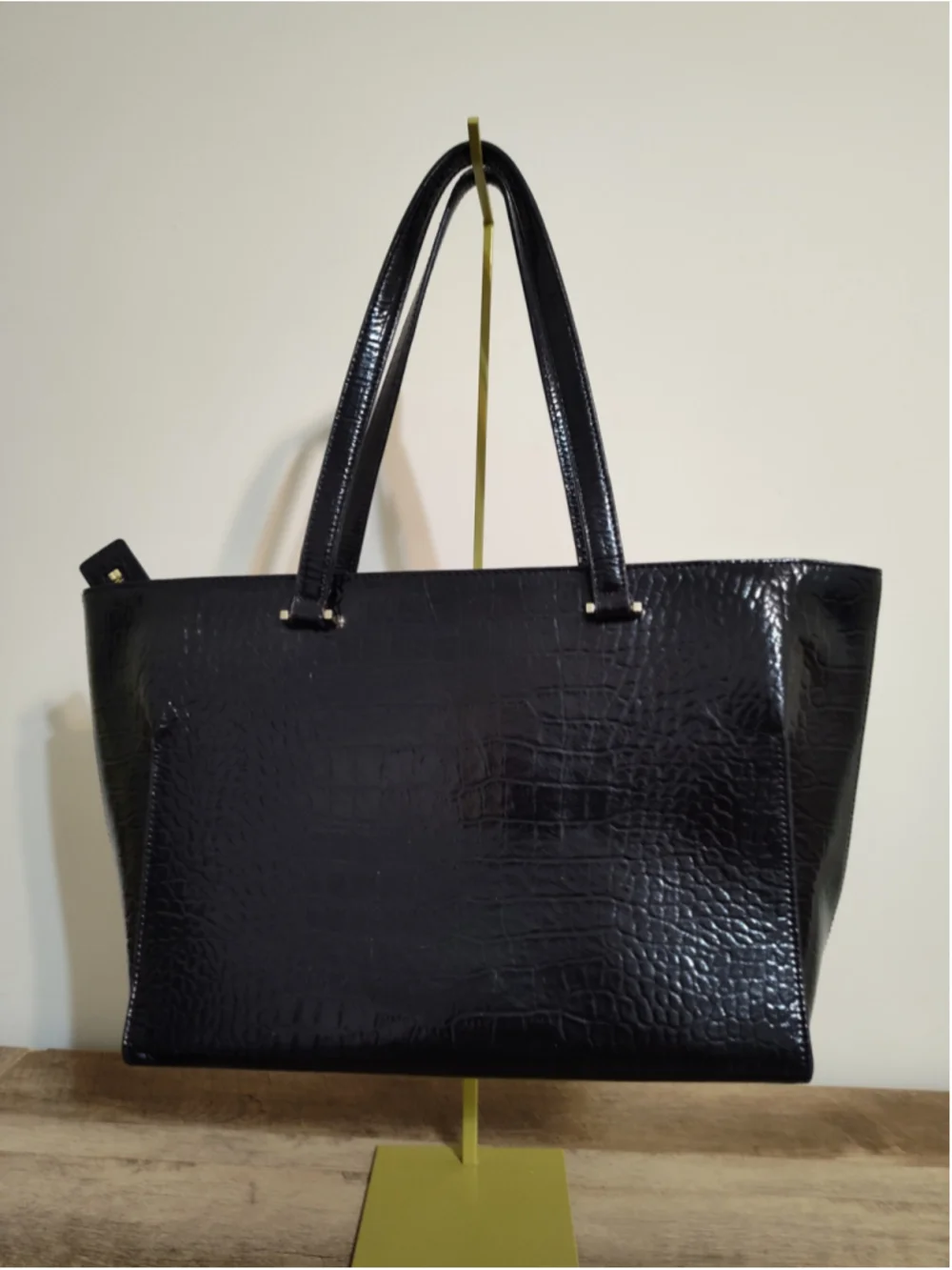 Women's Kate Spade Black Crocodile Embossed Tote Bag, One Size